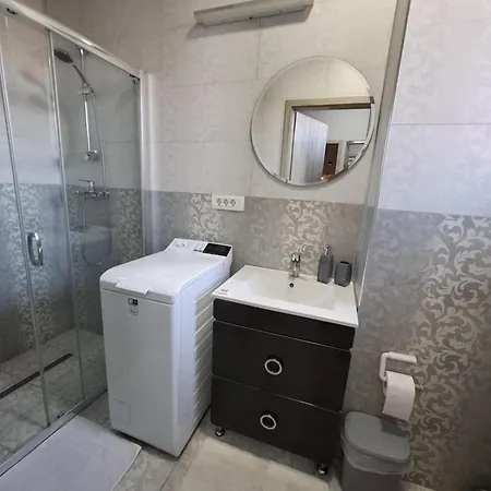 Апартаменты Alpine Sunrise - Old Center