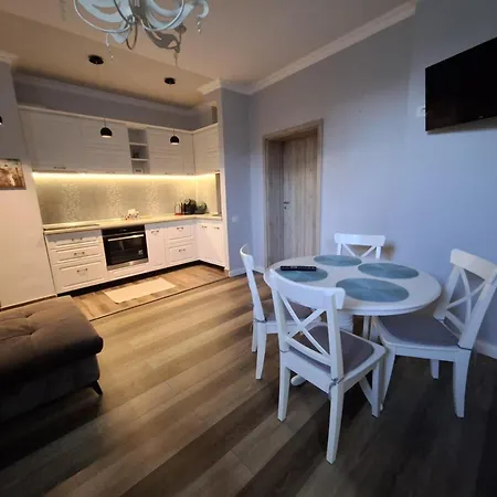 Alpine Sunrise - Old Center Брашов