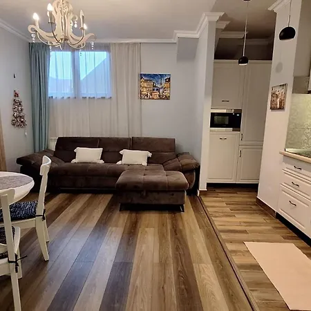 Alpine Sunrise - Old Center בראשוב