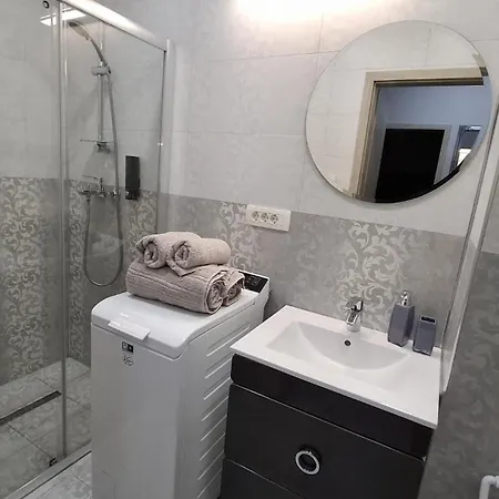 Апартаменты Alpine Sunrise - Old Center