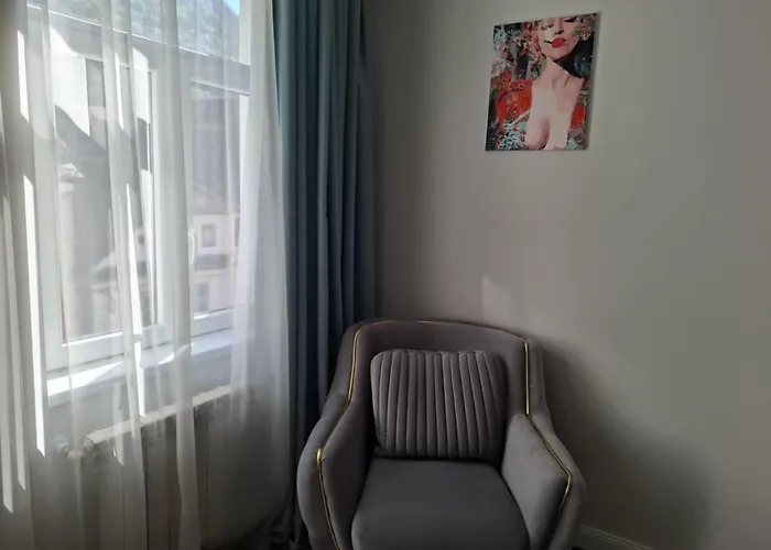 Alpine Sunrise - Old Center Apartment Brasov