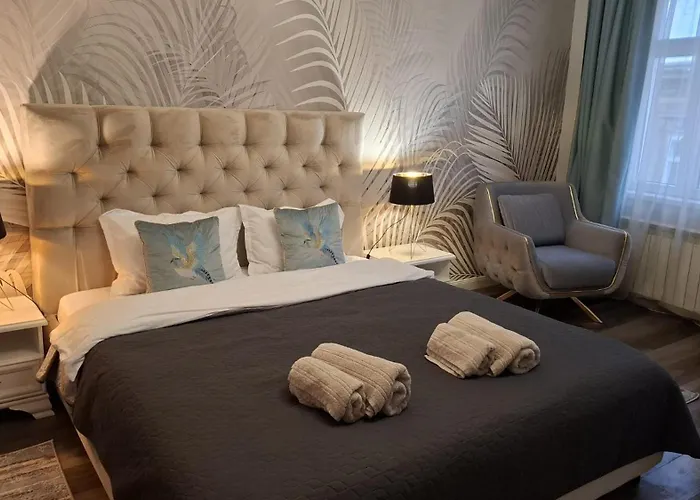 Alpine Sunrise - Old Center Apartment Brasov